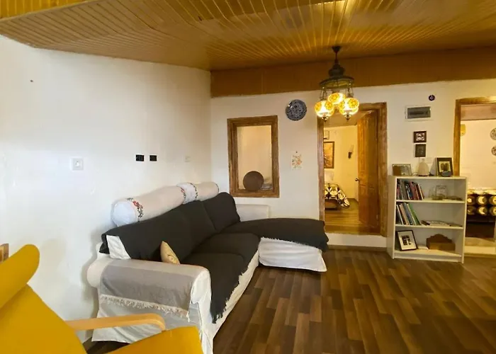 House In Perfect Location Apartament